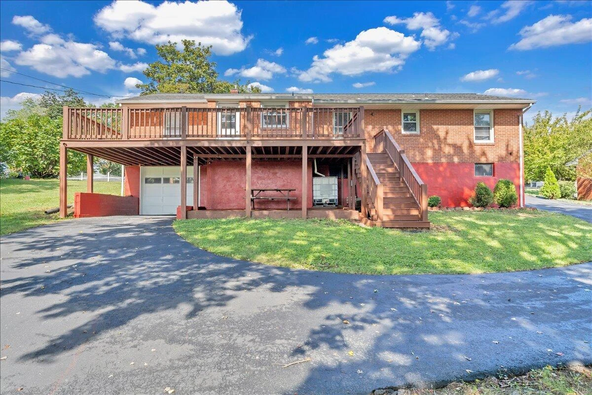3641 Parkwood DR - Photo 32