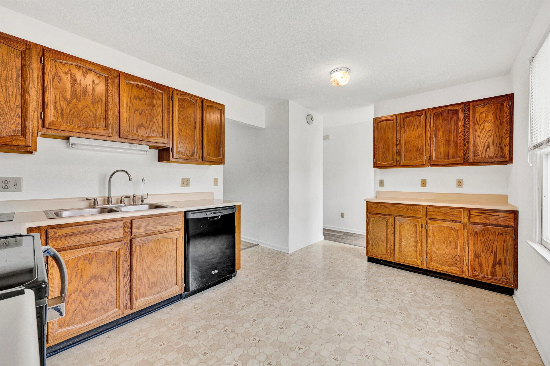 100 Franklin Parke CT SW - Photo 10