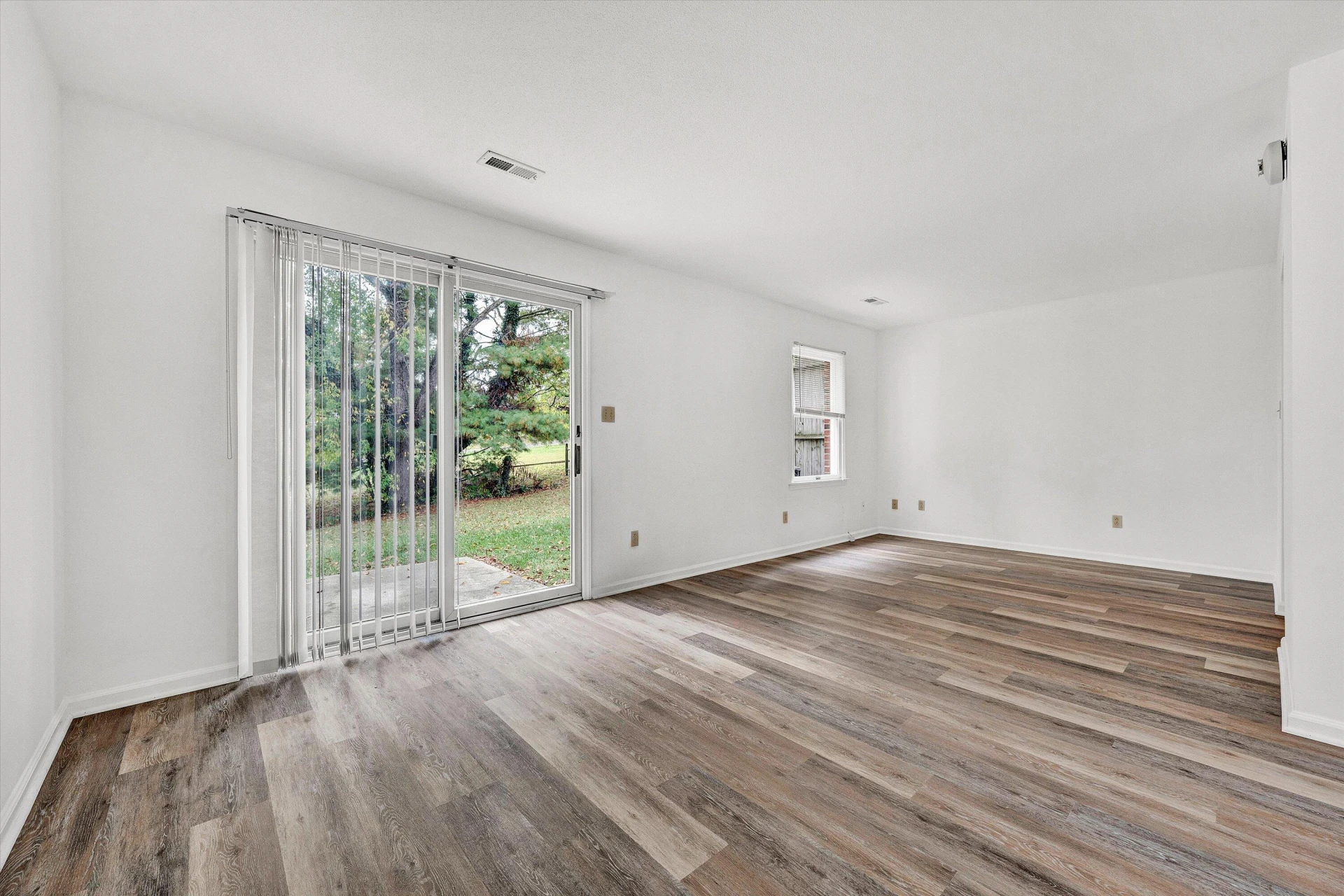 100 Franklin Parke CT SW - Photo 7