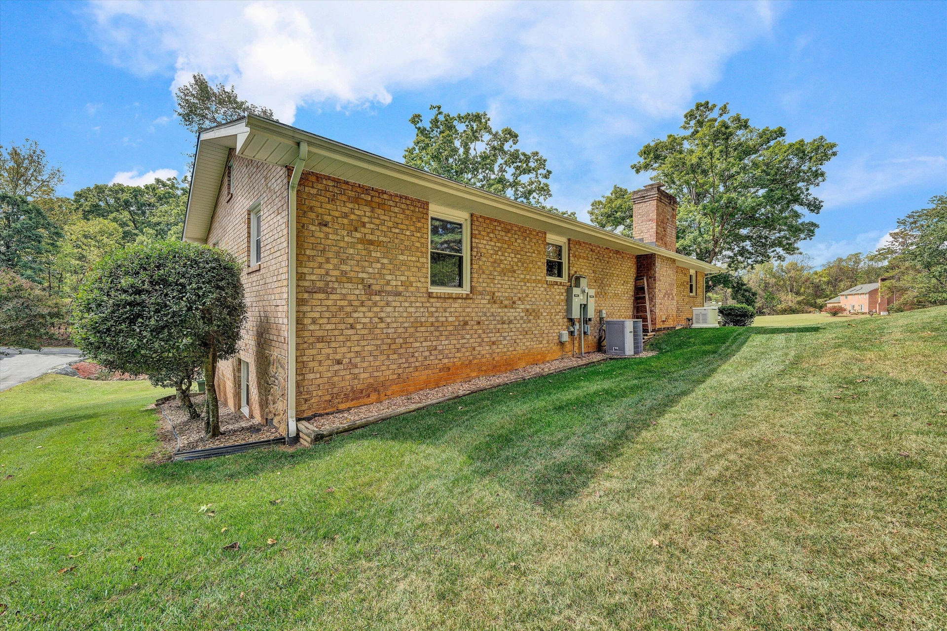 230 Keswick Farm RD - Photo 40