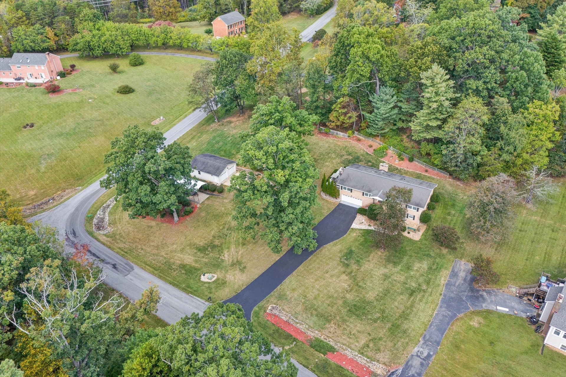 230 Keswick Farm RD - Photo 47