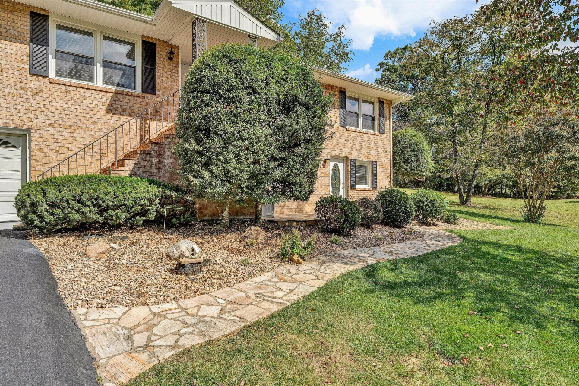 230 Keswick Farm RD - Photo 5