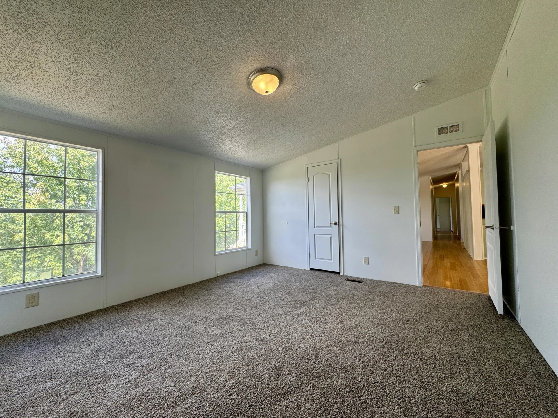 912 Jasper Mountain RD - Photo 14