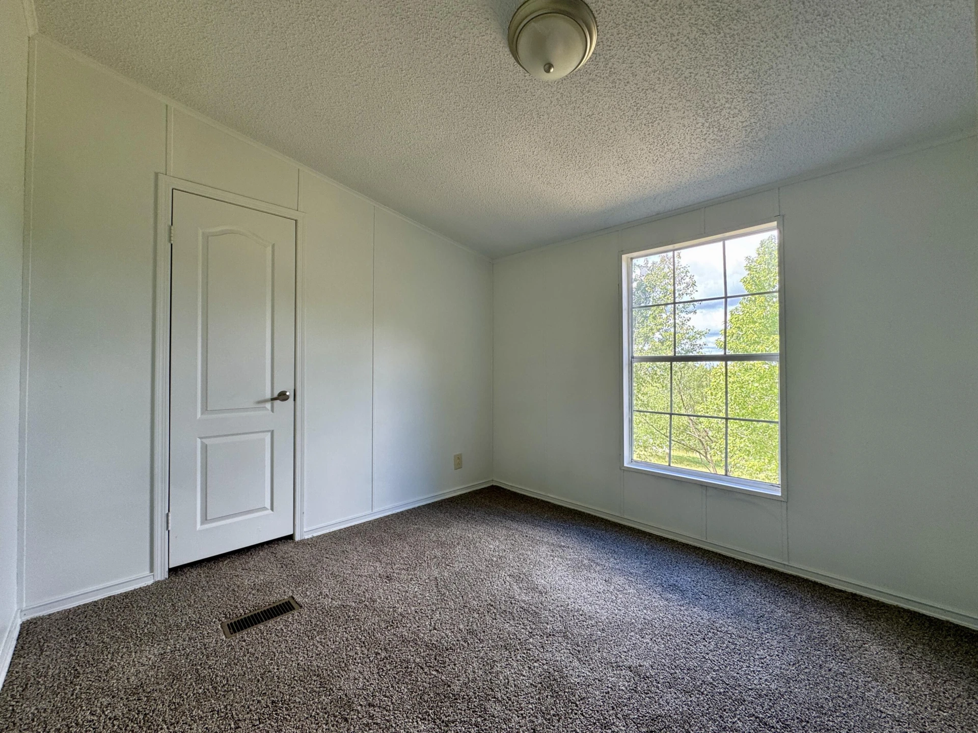 912 Jasper Mountain RD - Photo 20