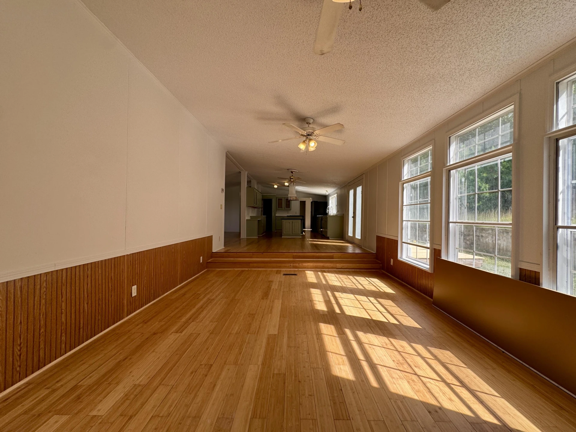 912 Jasper Mountain RD - Photo 9