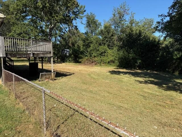 910 Vine ST - Photo 2