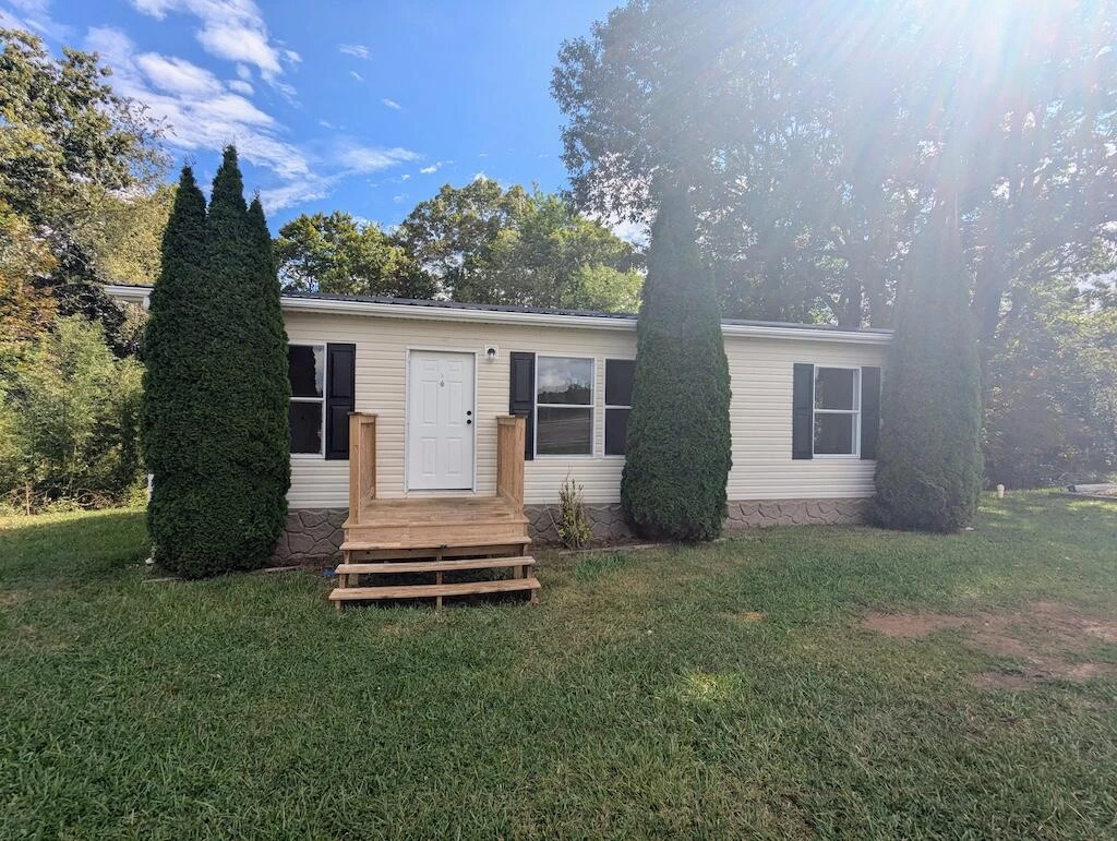 3335 Daniels Run RD NE - Photo 2