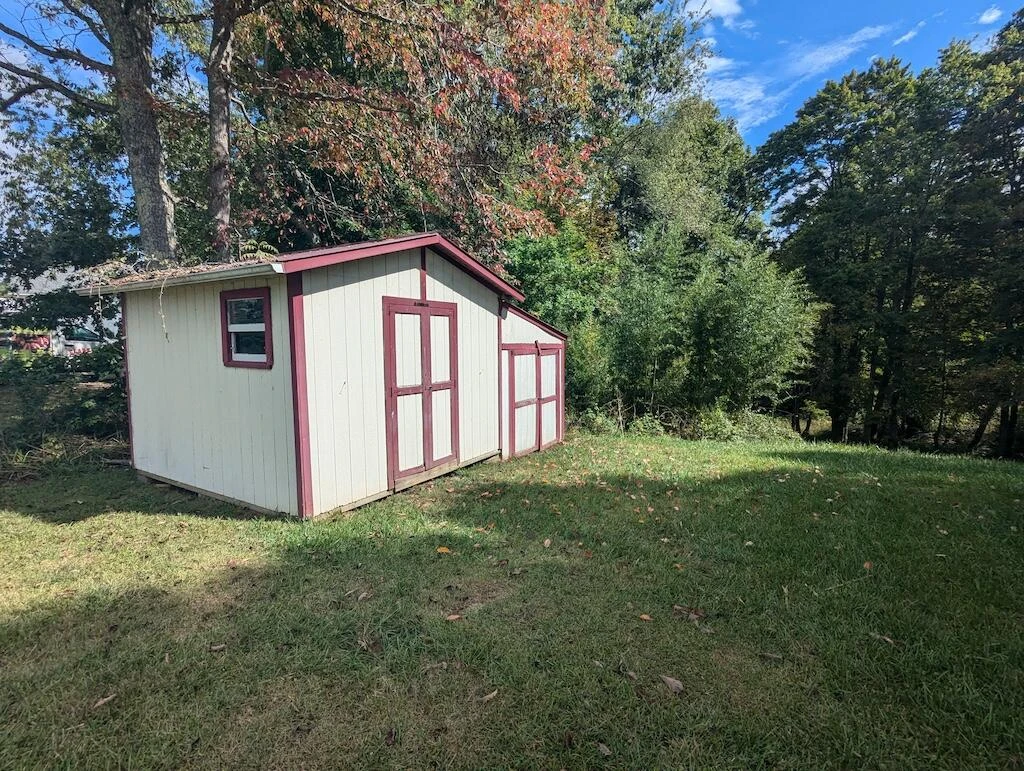 3335 Daniels Run RD NE - Photo 3