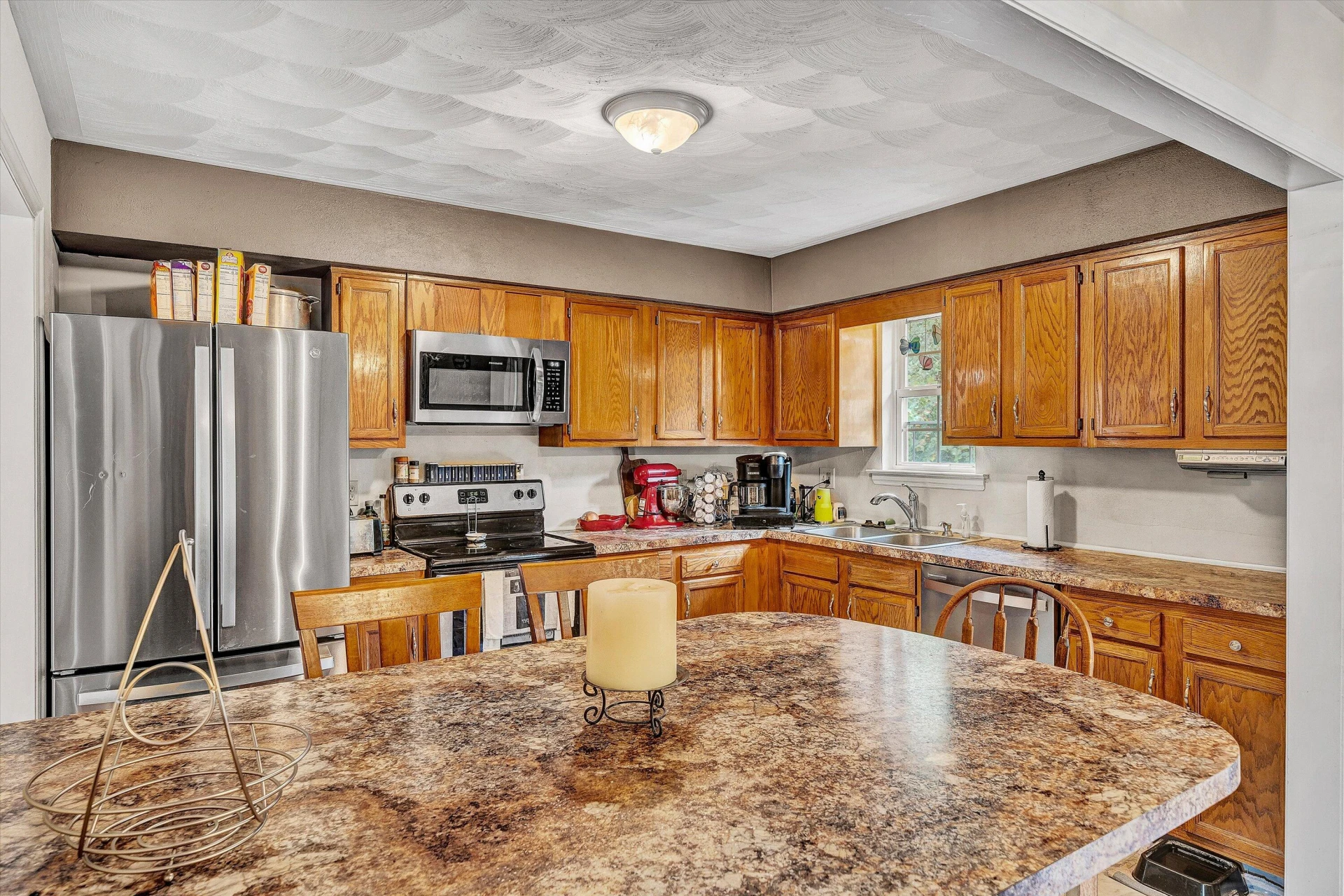 2971 Stonebridge CIR - Photo 2