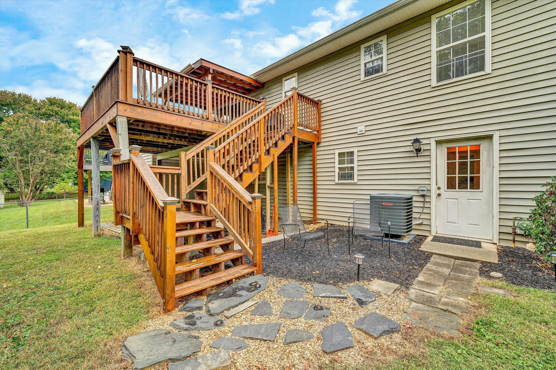 2971 Stonebridge CIR - Photo 8