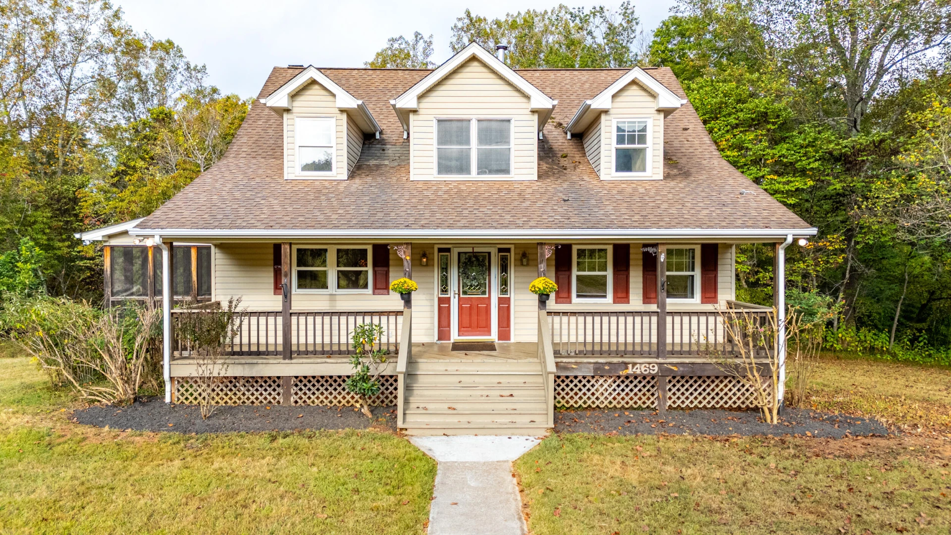 1469 Little Echo LN