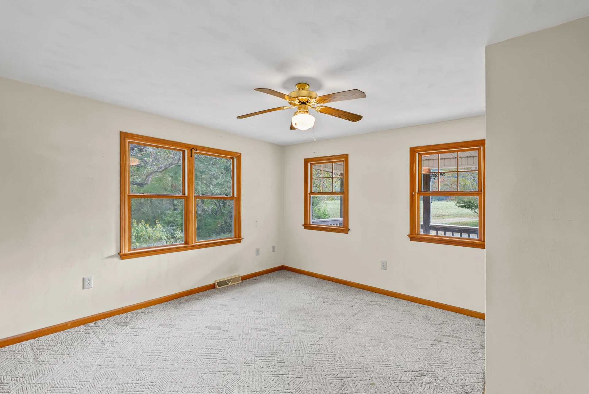 1469 Little Echo LN - Photo 19
