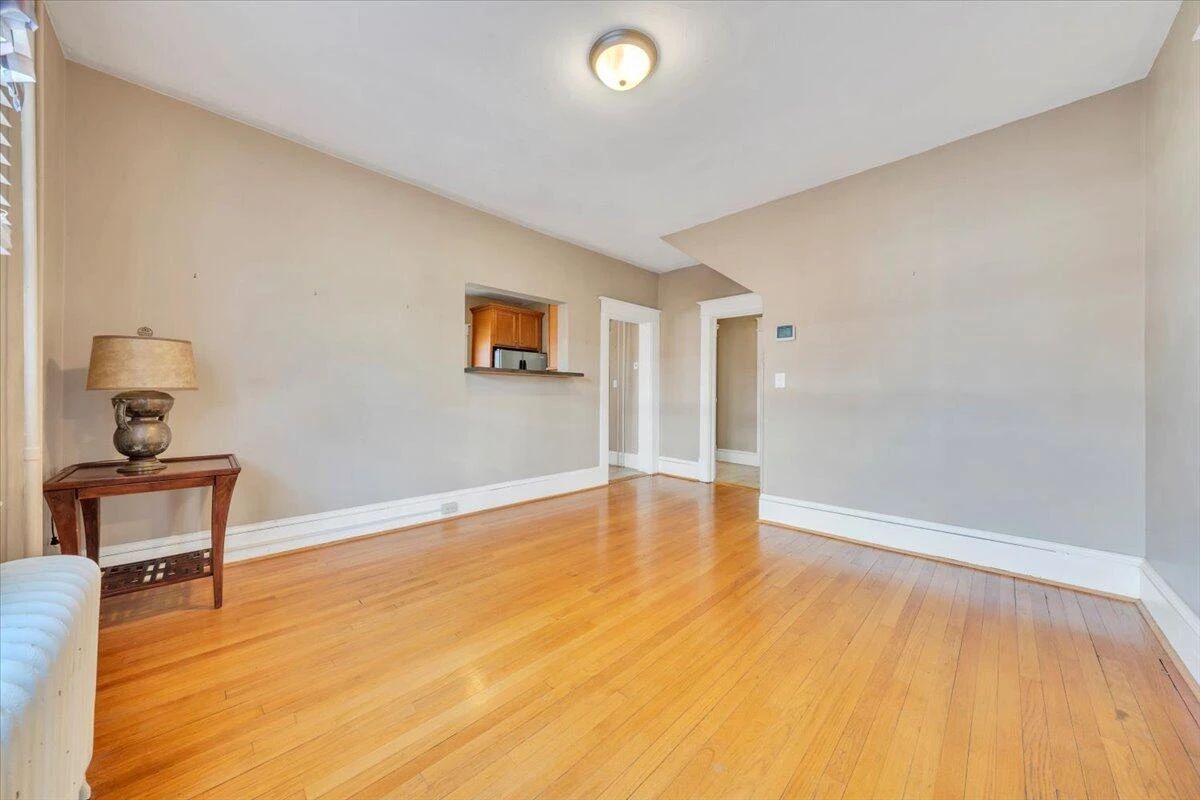 1533 Maiden LN SW - Photo 13
