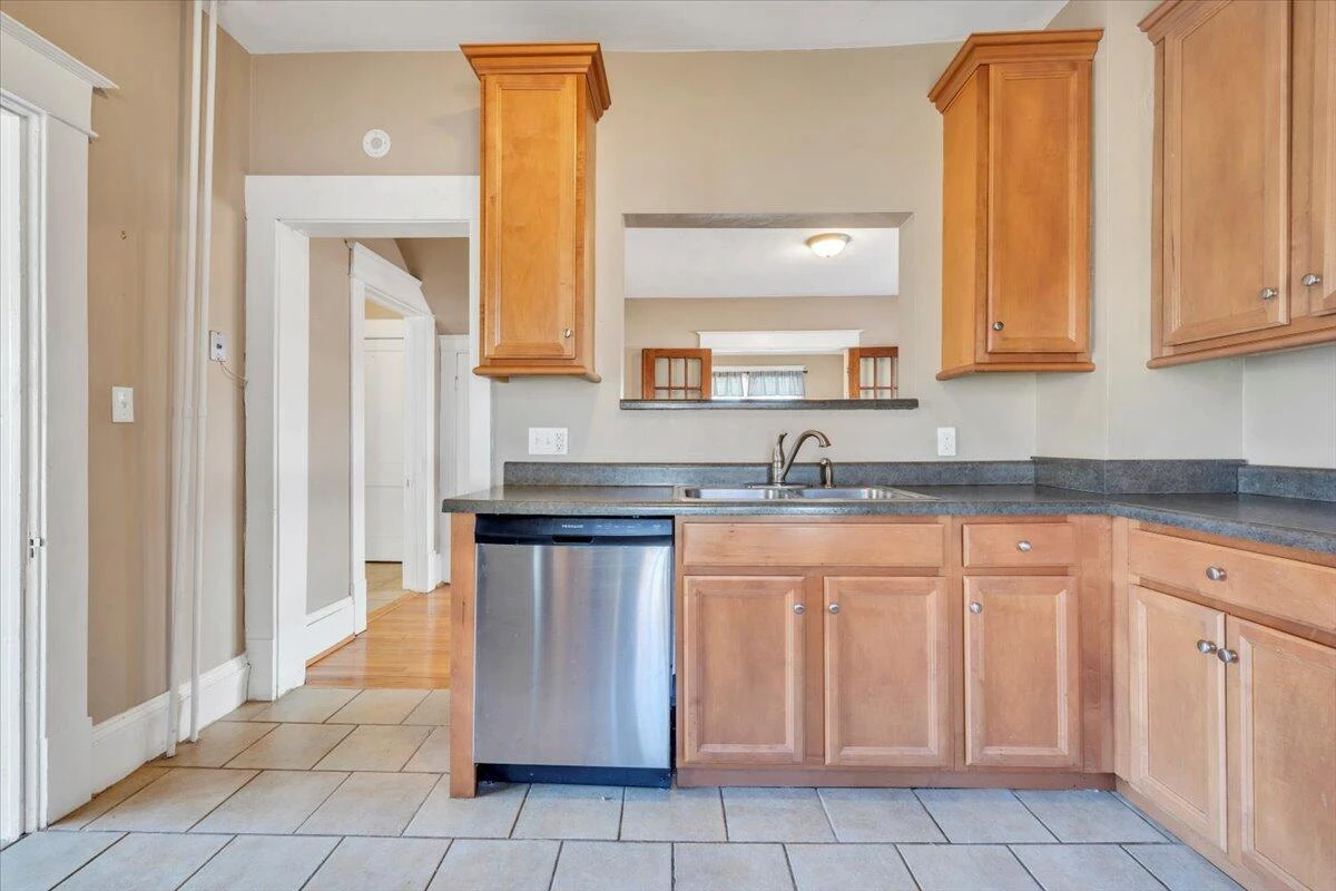 1533 Maiden LN SW - Photo 19