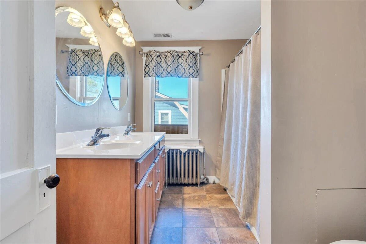 1533 Maiden LN SW - Photo 38