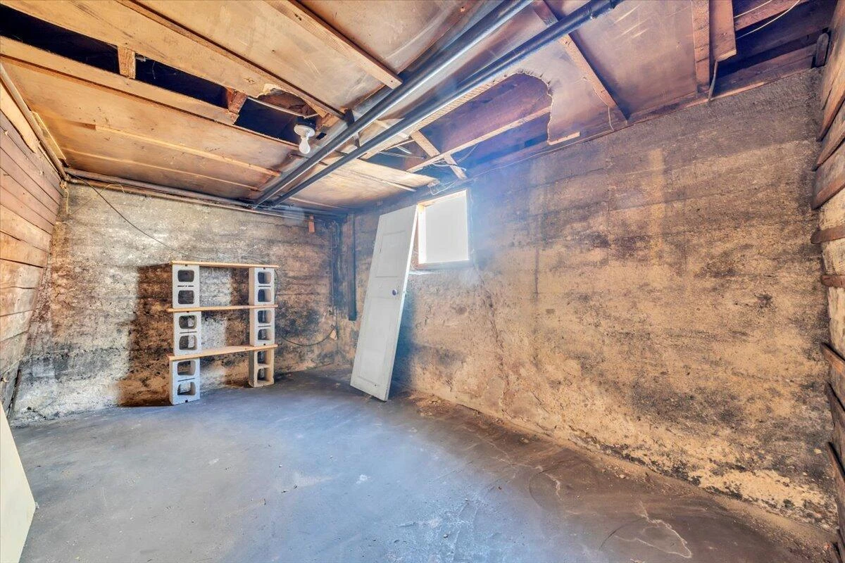 1533 Maiden LN SW - Photo 42
