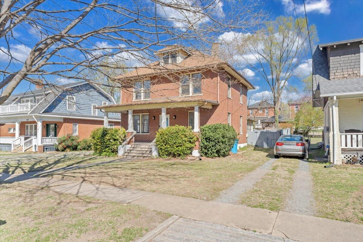 1533 Maiden LN SW - Photo 48