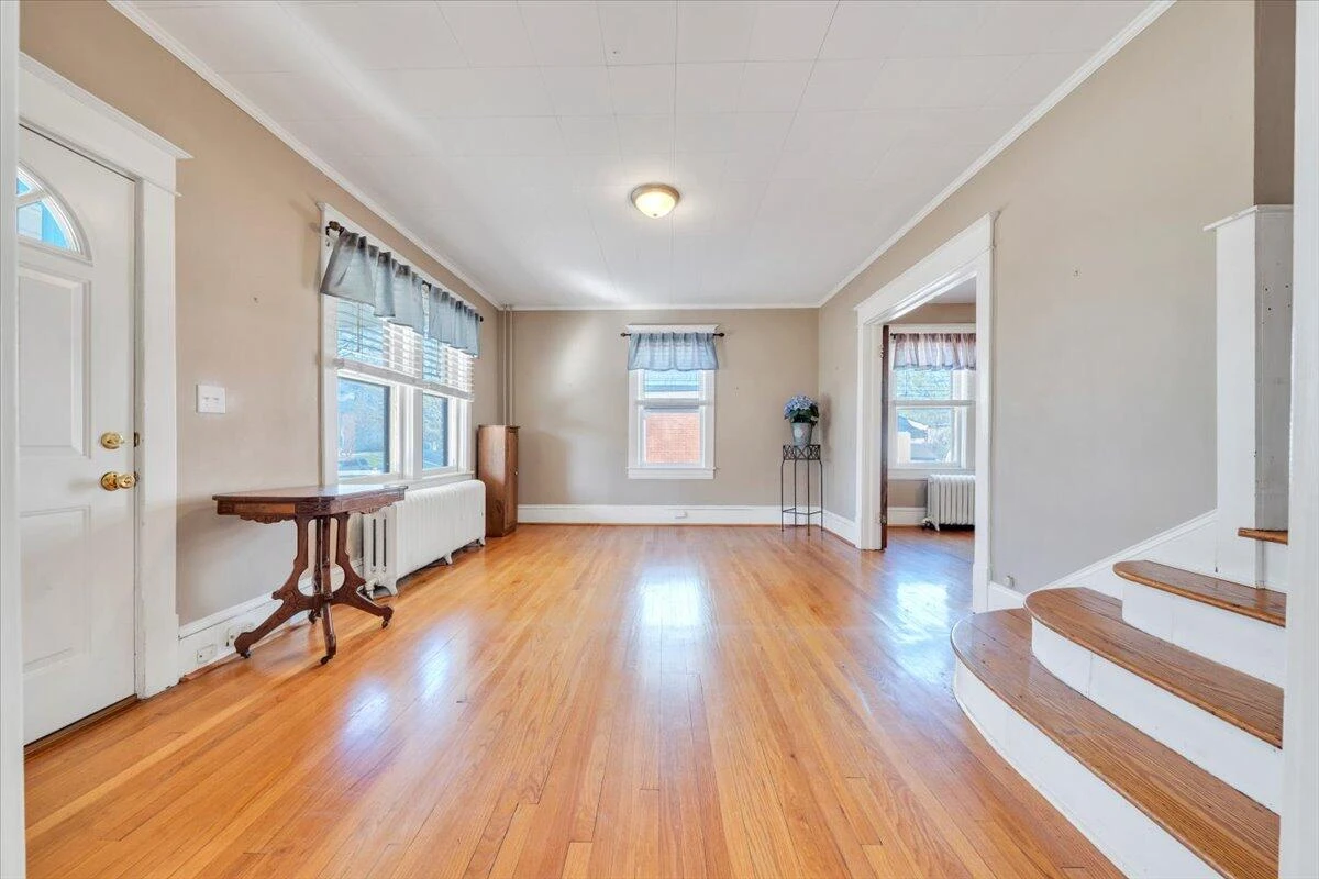 1533 Maiden LN SW - Photo 8