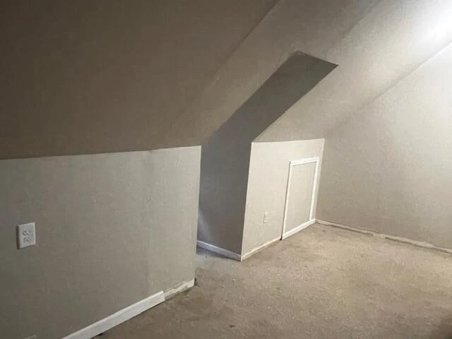 810 Jefferson CIR - Photo 12