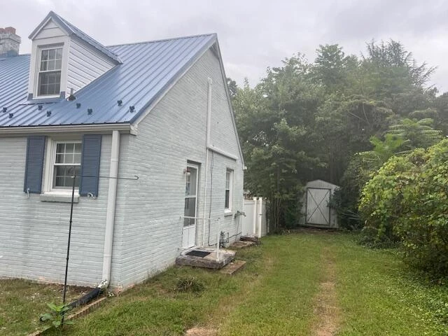 810 Jefferson CIR - Photo 17