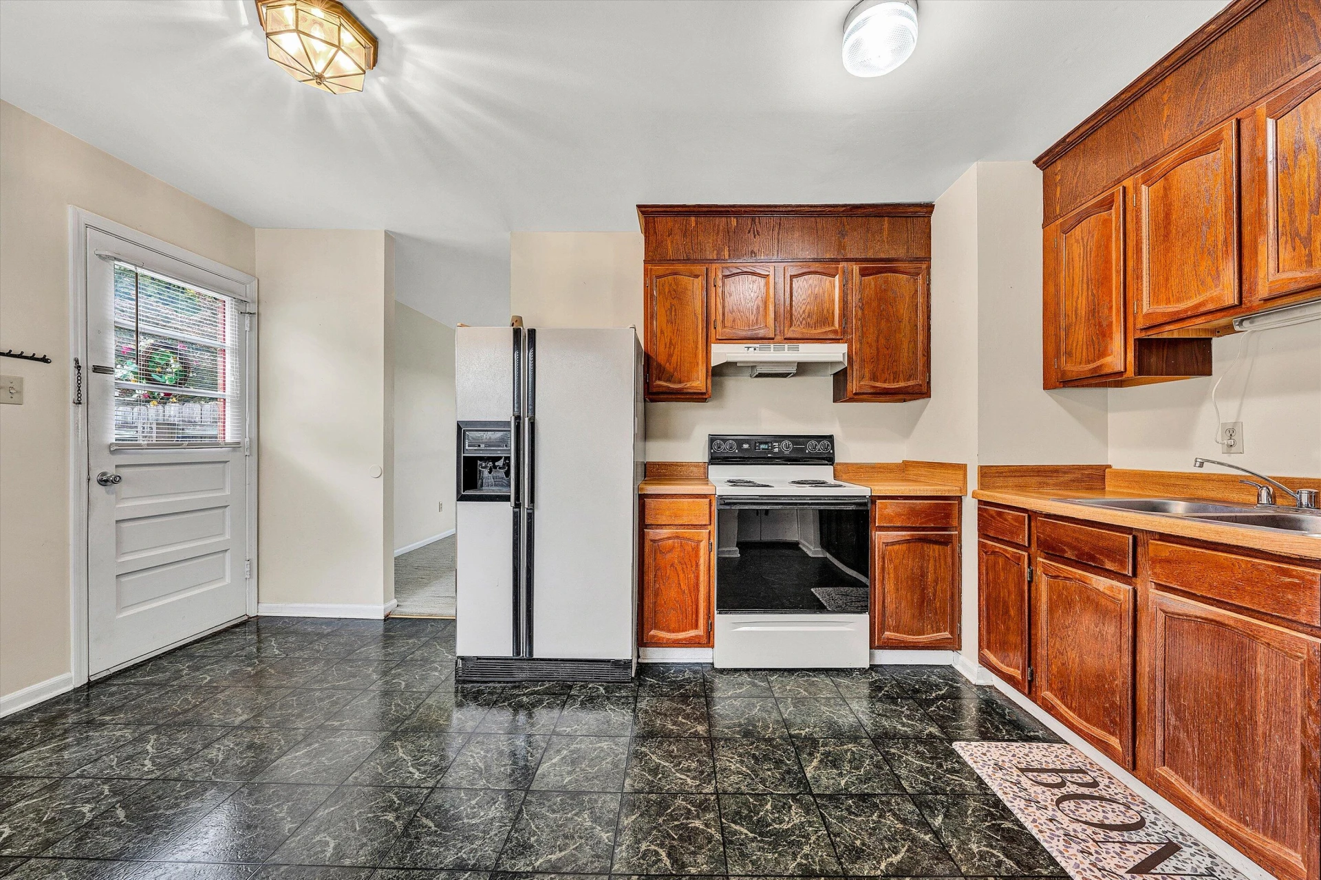1038 Lauderdale AVE - Photo 5
