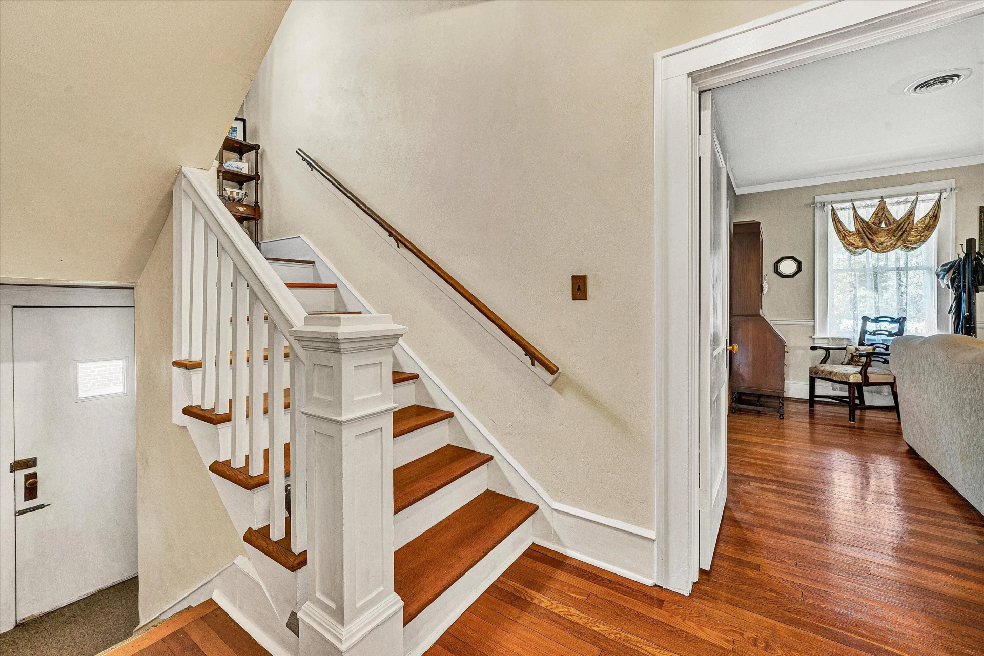 2435 Stanley AVE SE - Photo 23