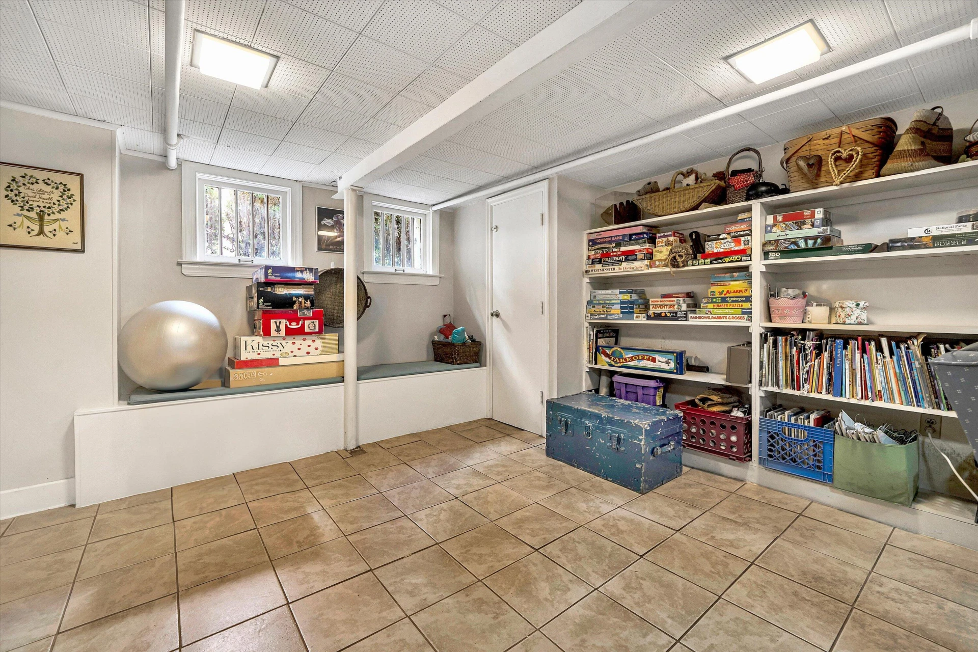 2435 Stanley AVE SE - Photo 34