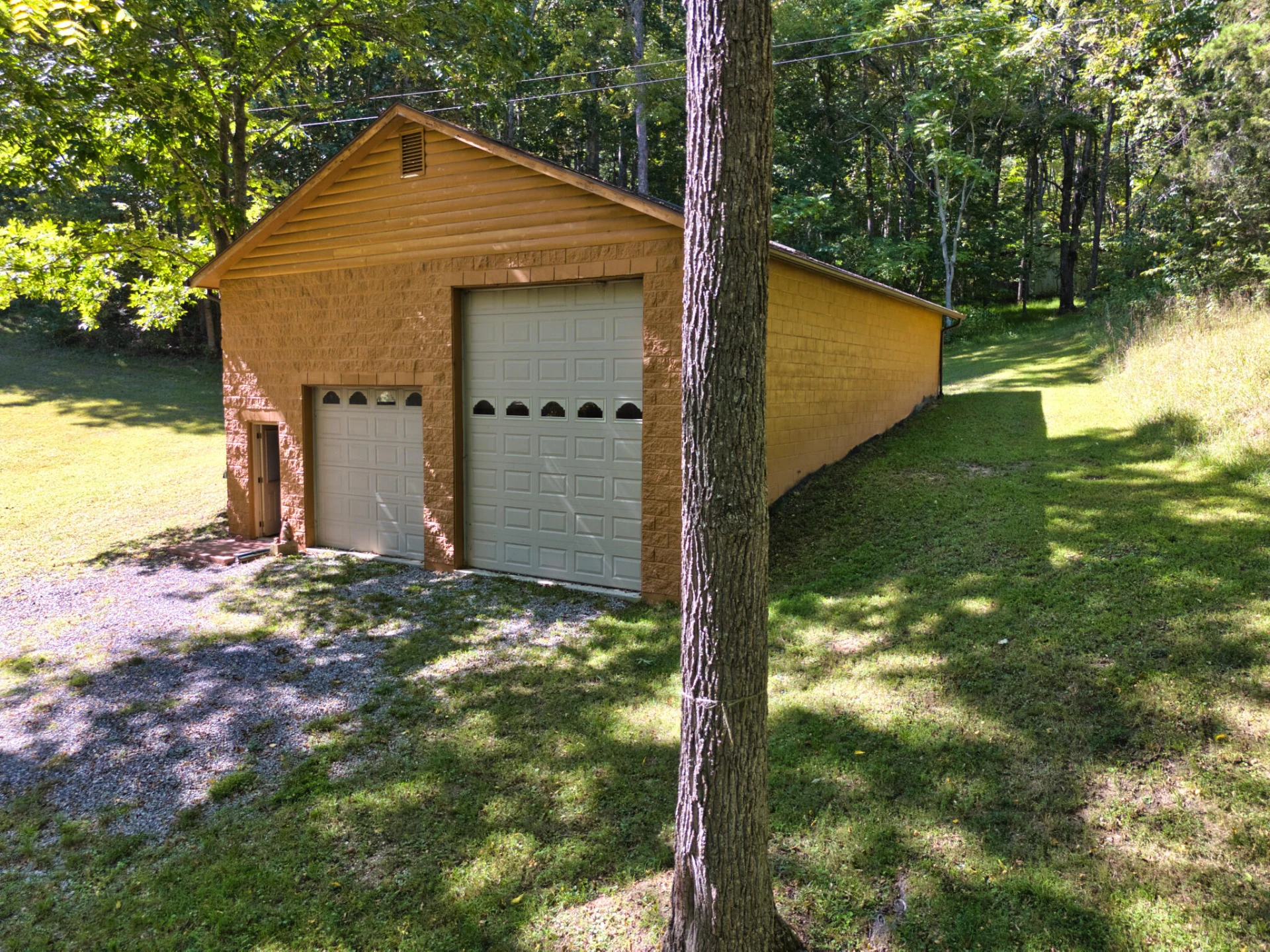 2554 Georges Run RD - Photo 2
