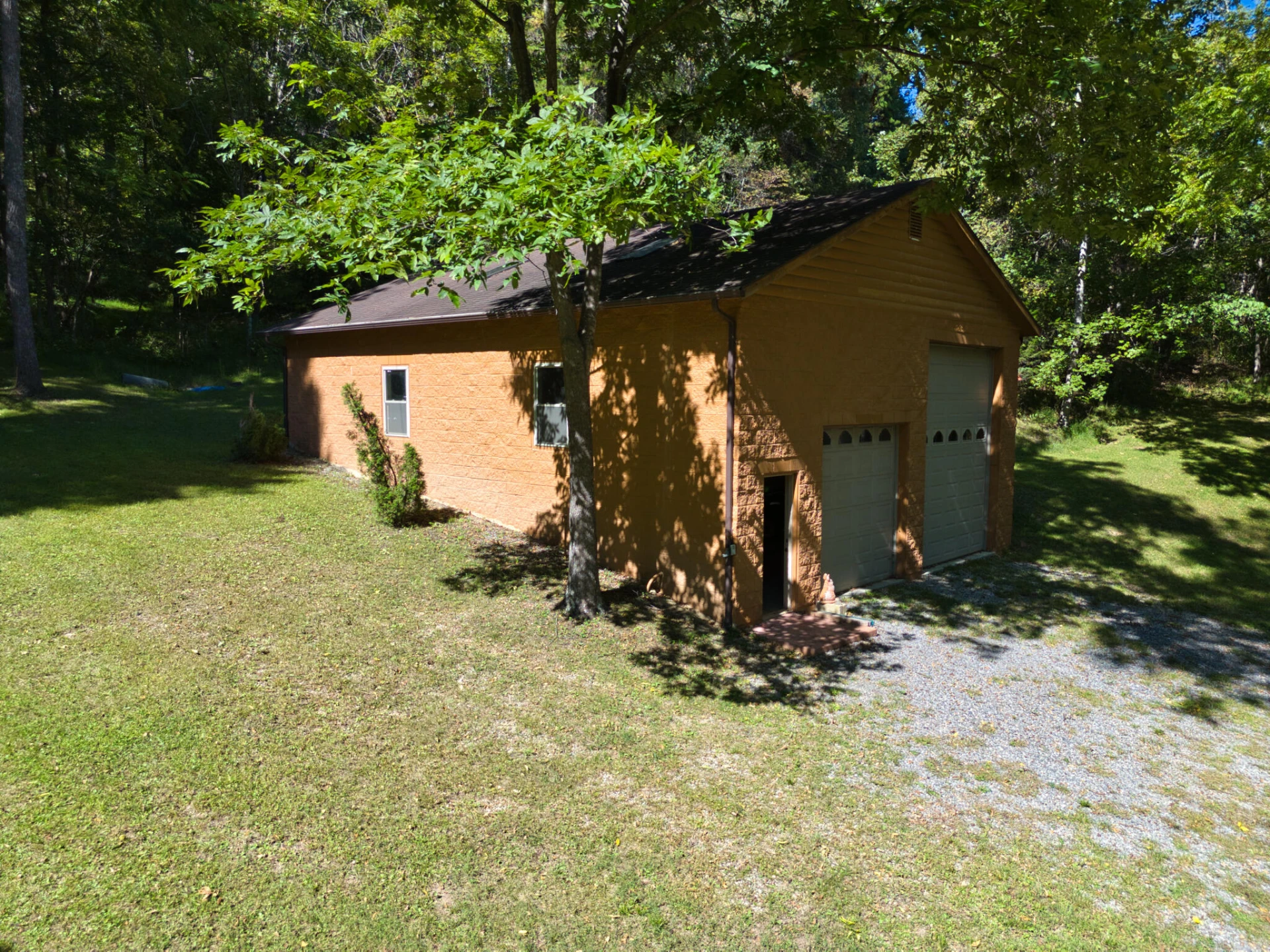 2554 Georges Run RD - Photo 5