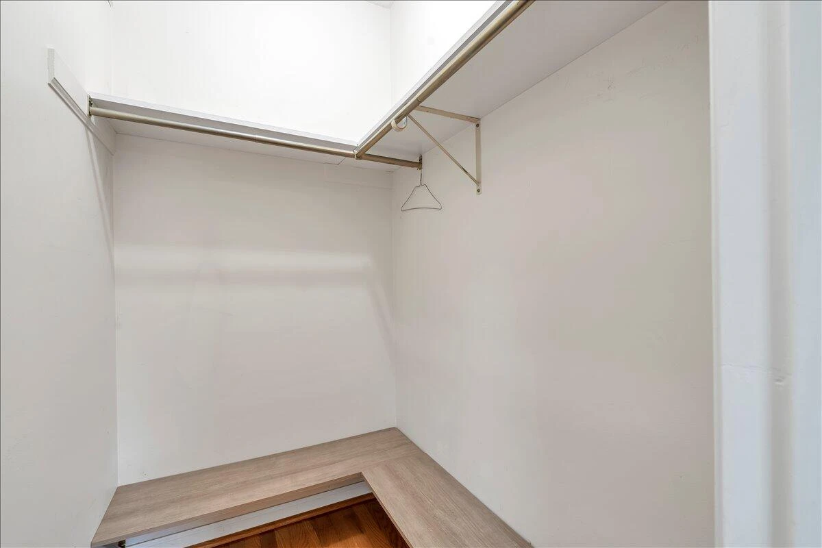 1035 Falling Creek RD - Photo 17