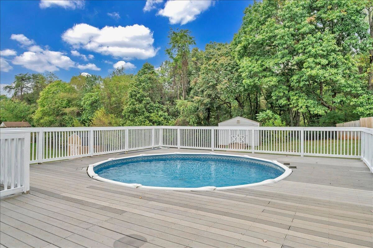 1035 Falling Creek RD - Photo 28