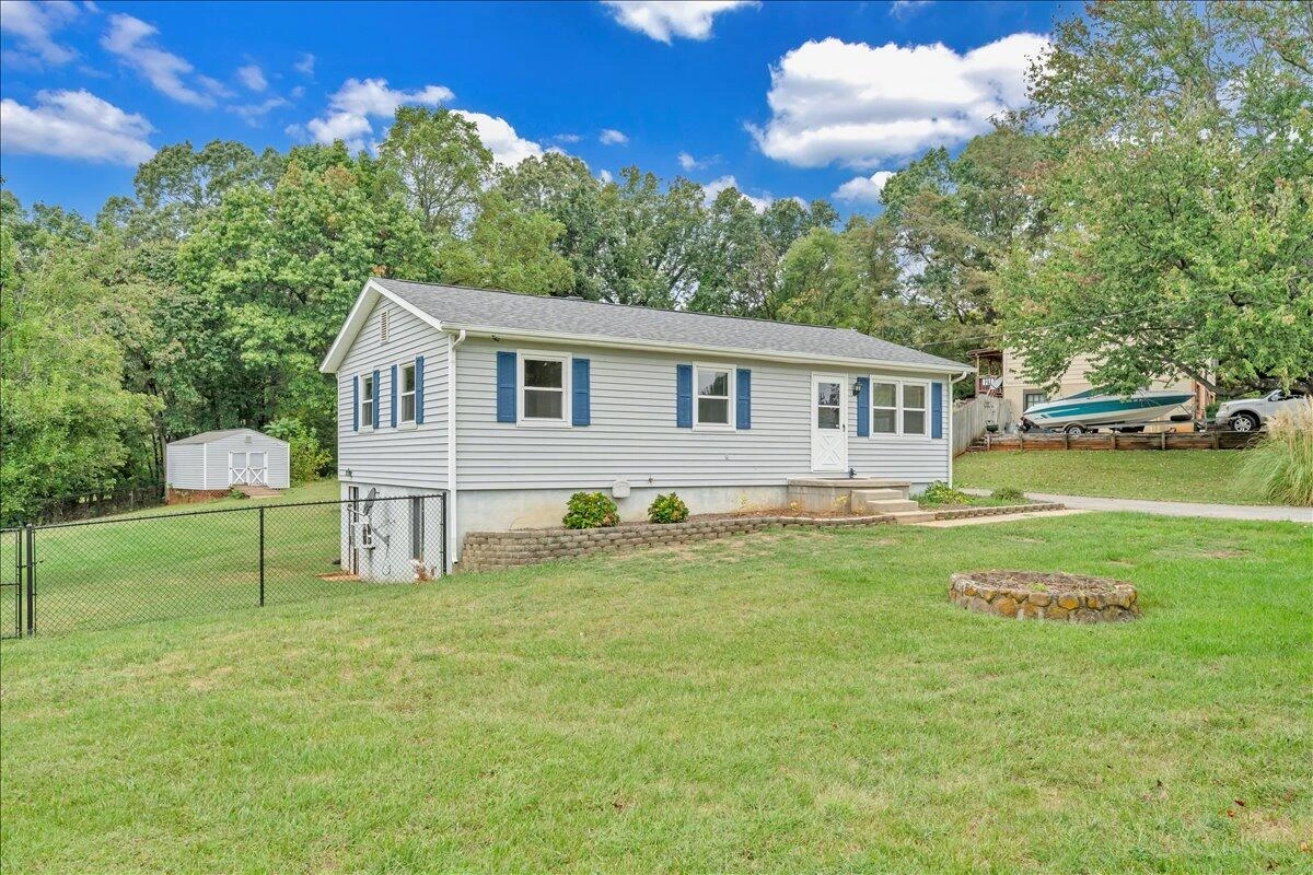 1035 Falling Creek RD - Photo 42