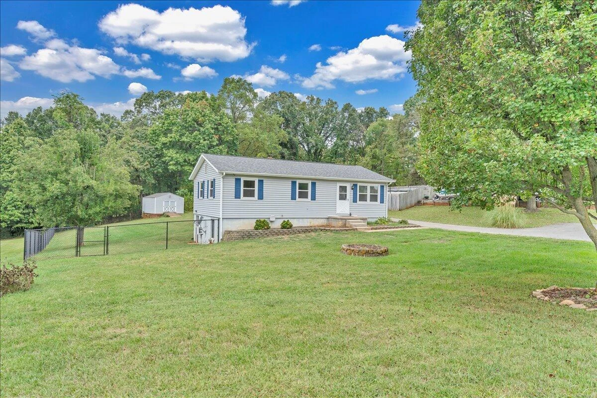 1035 Falling Creek RD - Photo 43