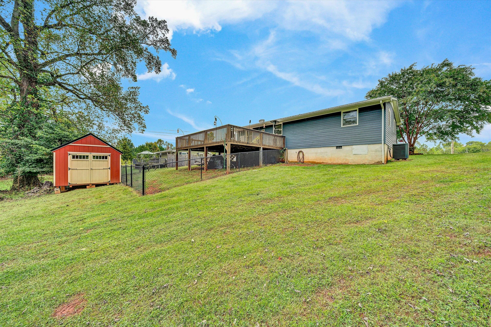 1057 Eaffa LN - Photo 29
