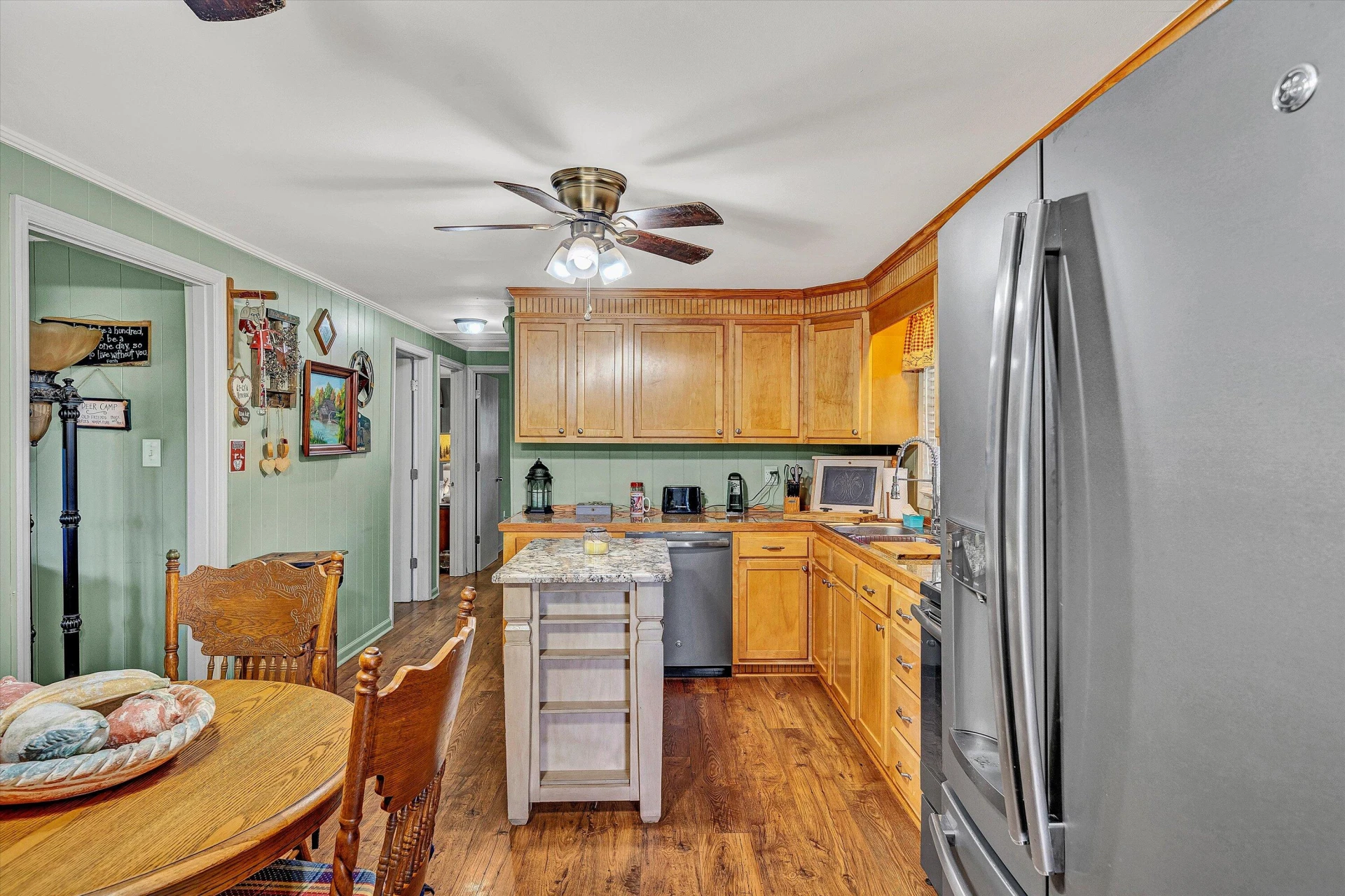 1057 Eaffa LN - Photo 10