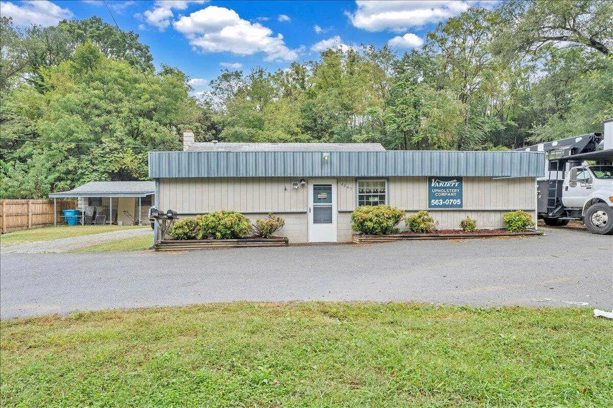 4251 Hershberger RD NW - Photo 22
