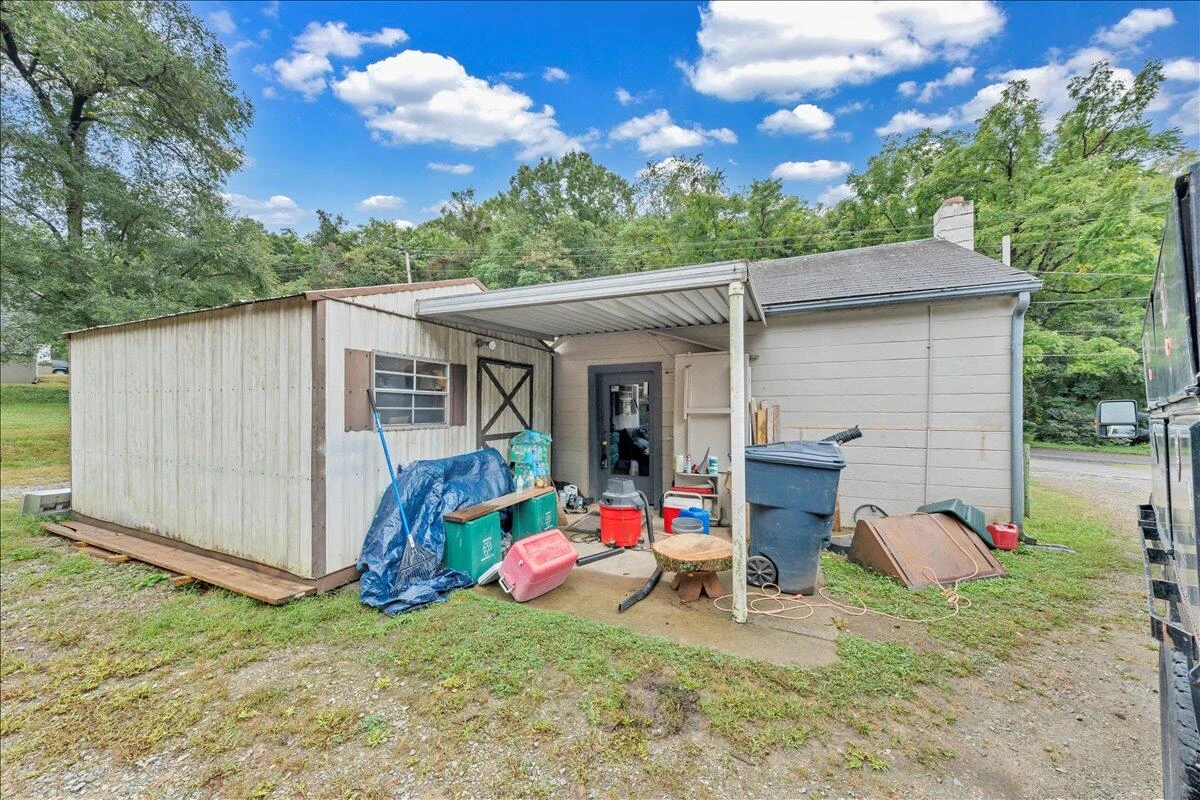 4251 Hershberger RD NW - Photo 26