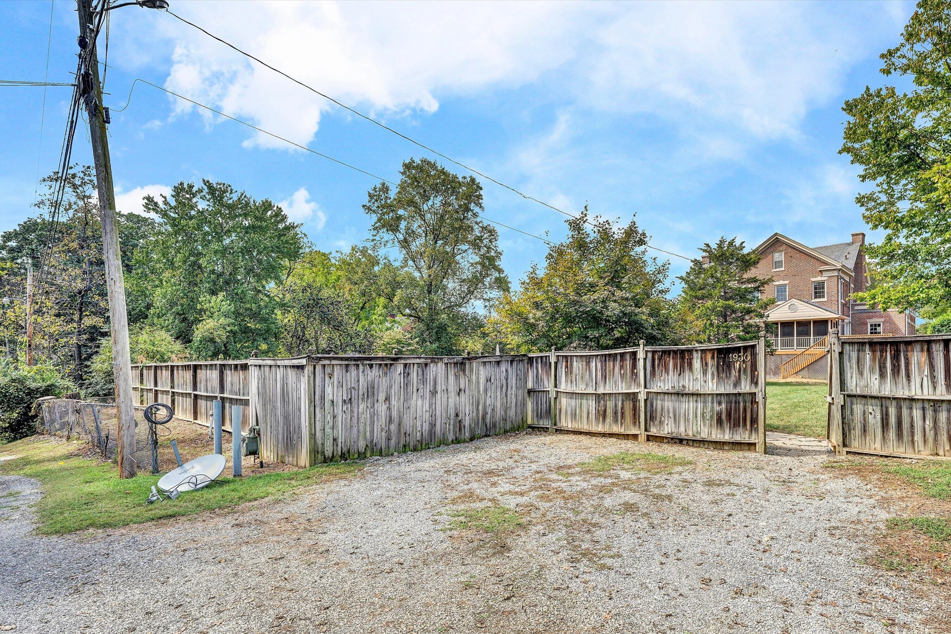 1930 Grandin RD SW - Photo 101