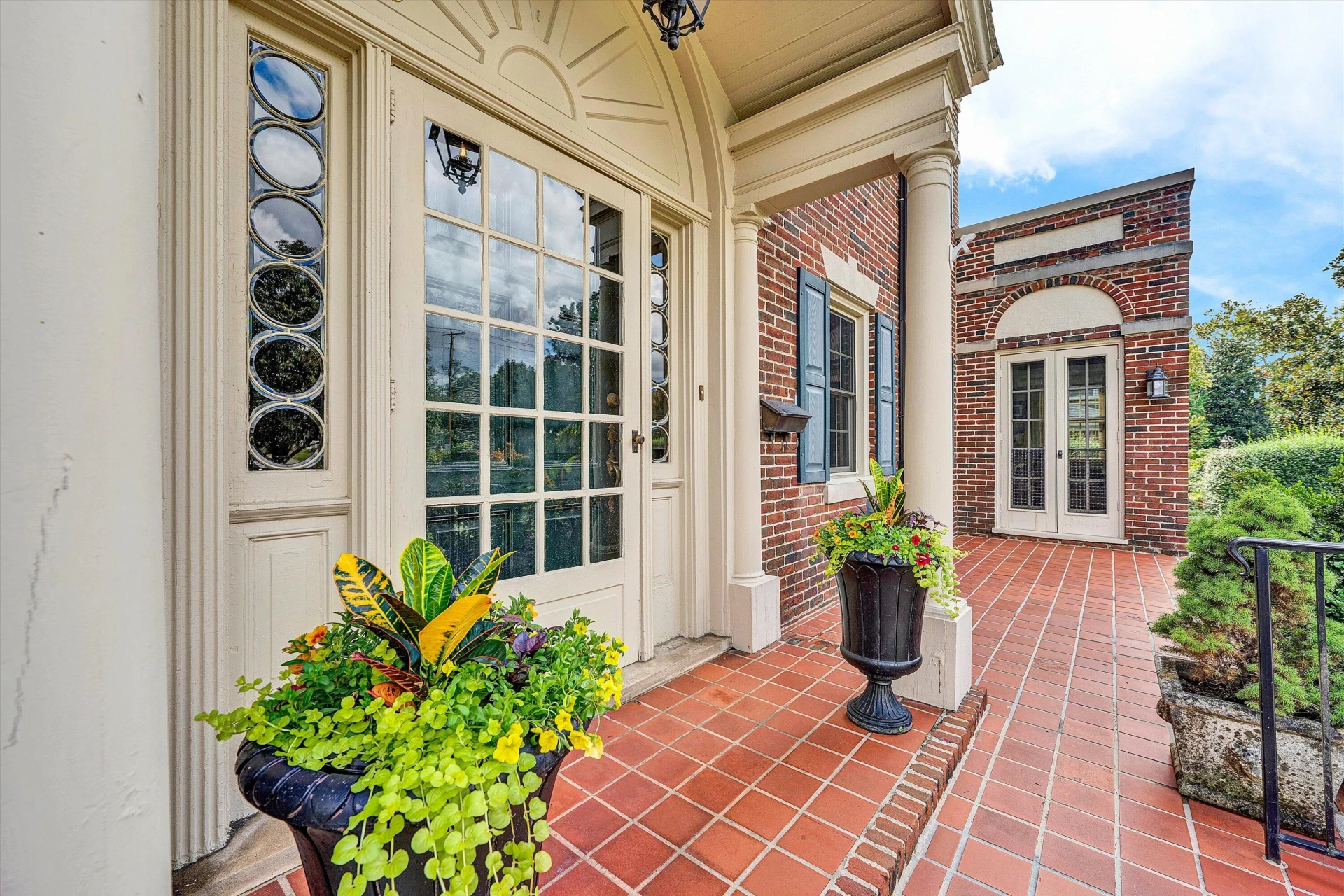 1930 Grandin RD SW - Photo 8