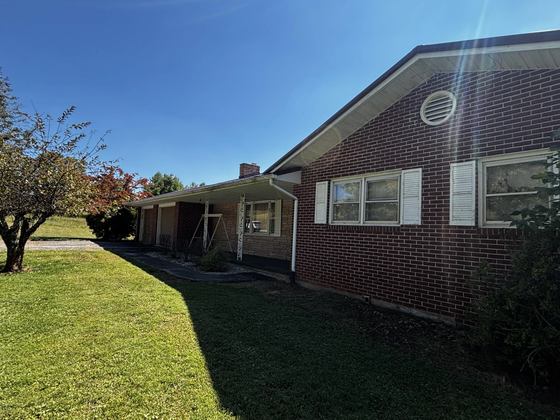 375 Barberry RD SE - Photo 2