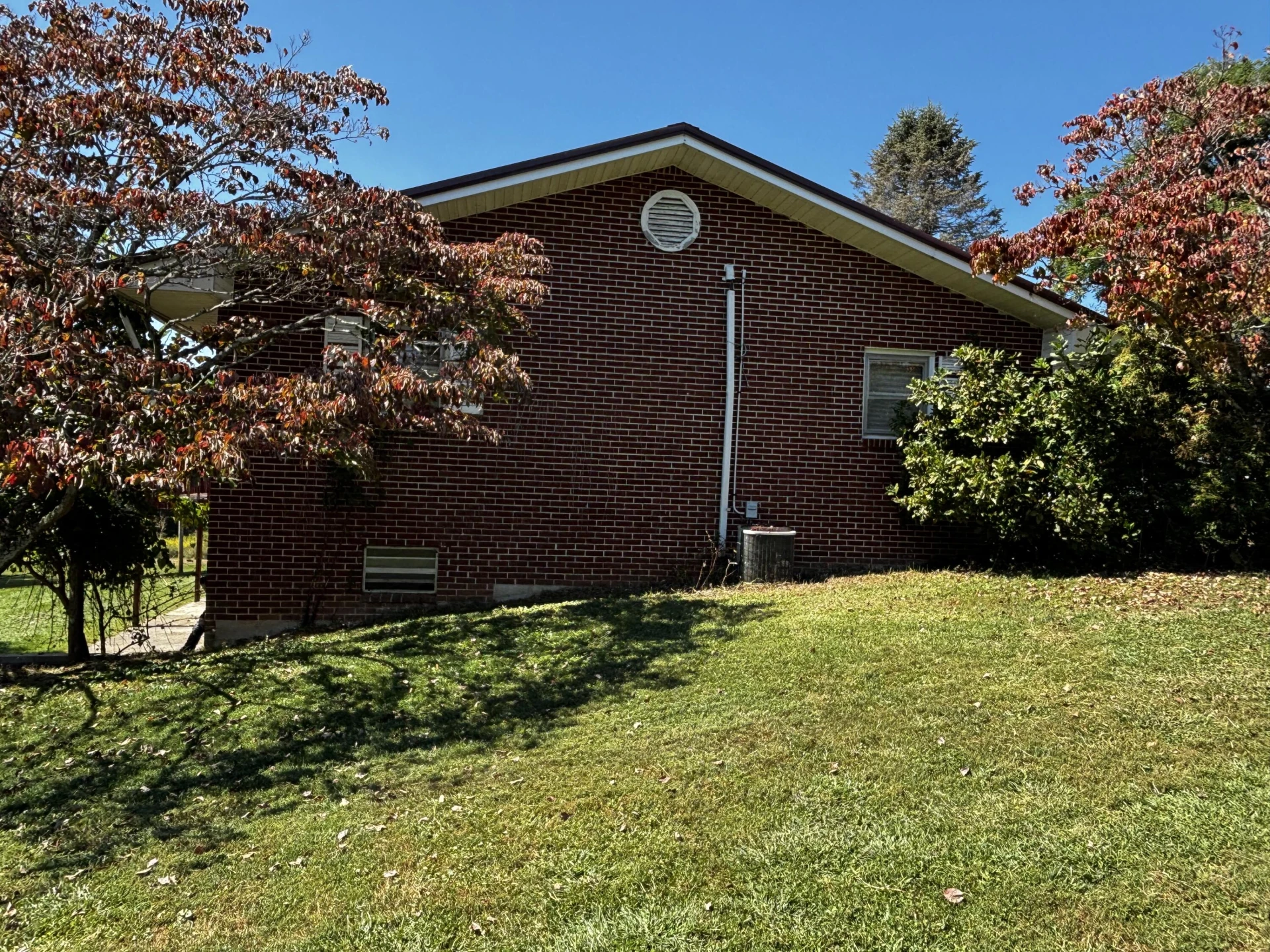 375 Barberry RD SE - Photo 4