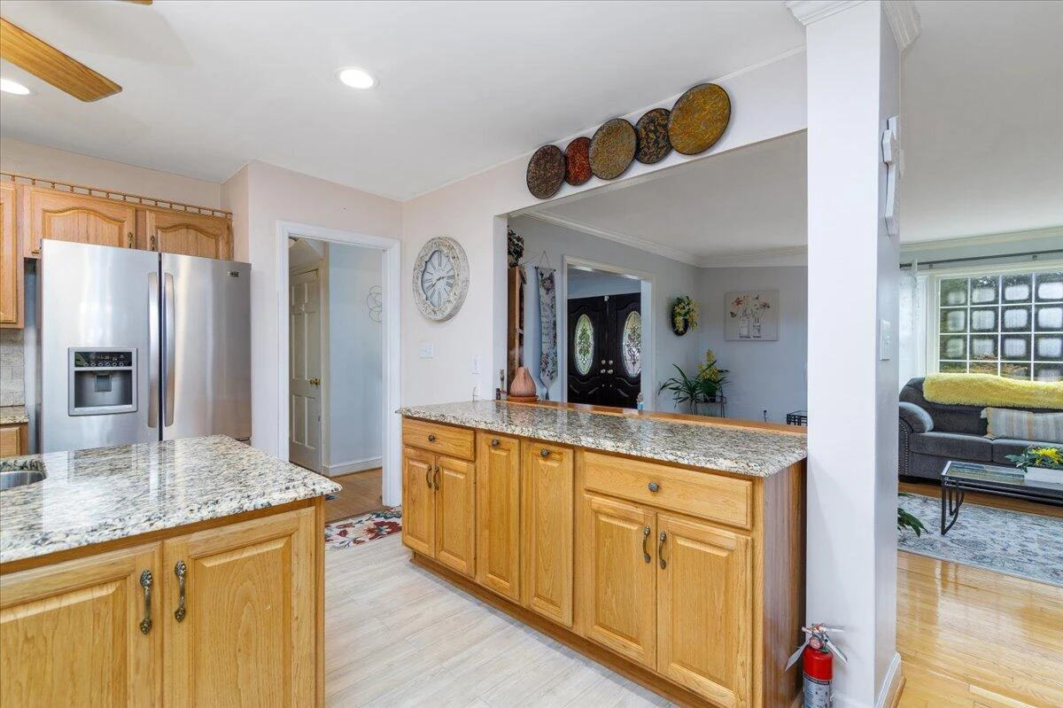 5673 Club LN - Photo 14