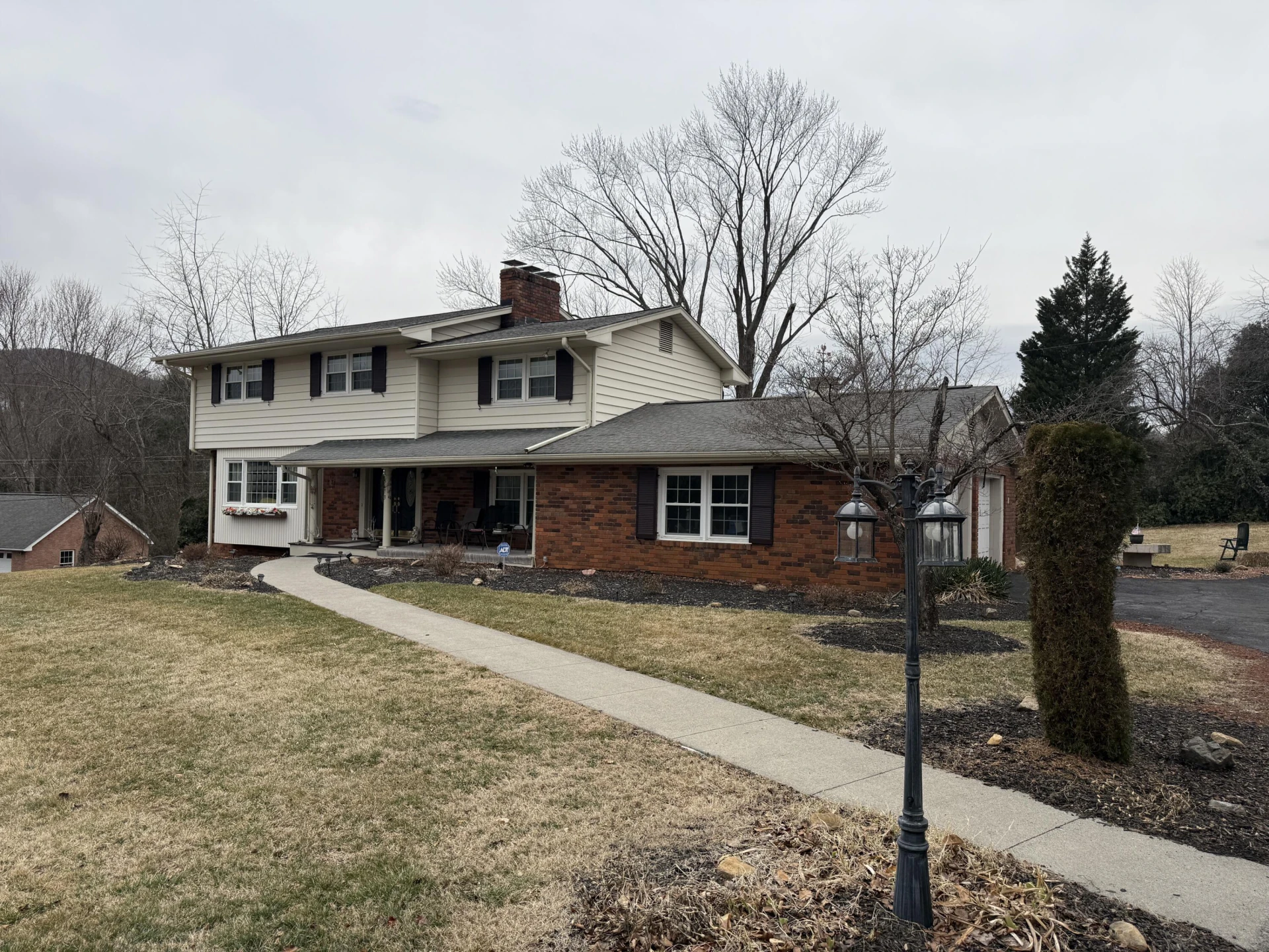 5673 Club LN - Photo 3