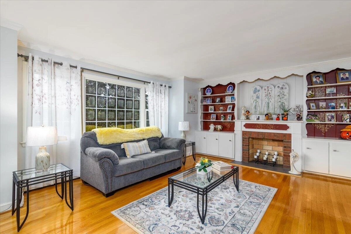5673 Club LN - Photo 9