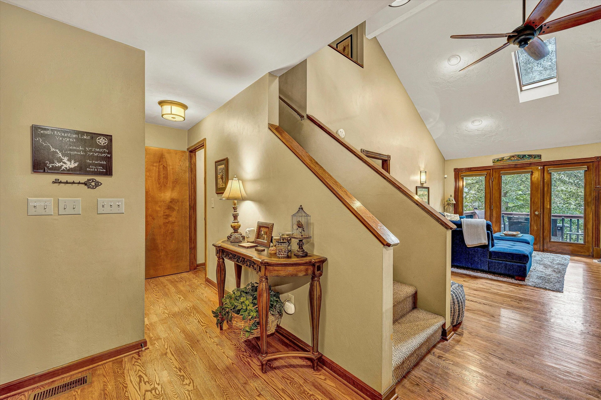 111 Woodlake DR - Photo 4