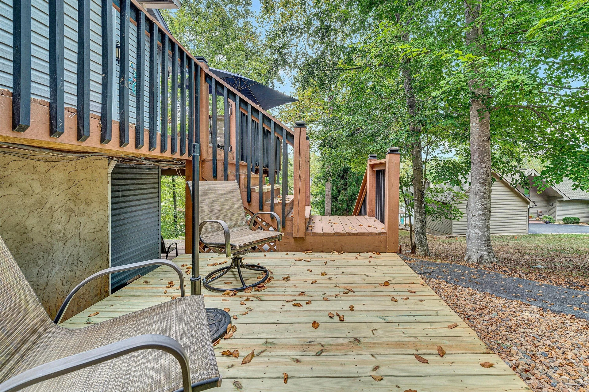 111 Woodlake DR - Photo 35