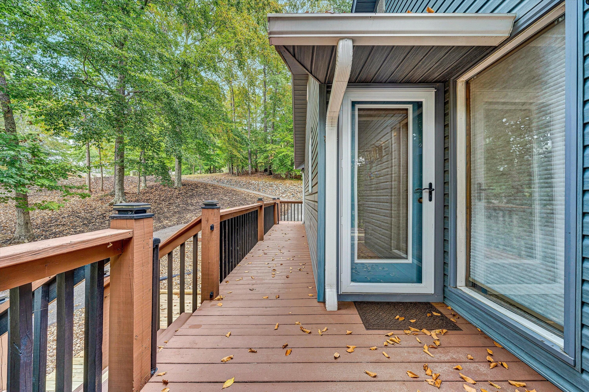 111 Woodlake DR - Photo 40