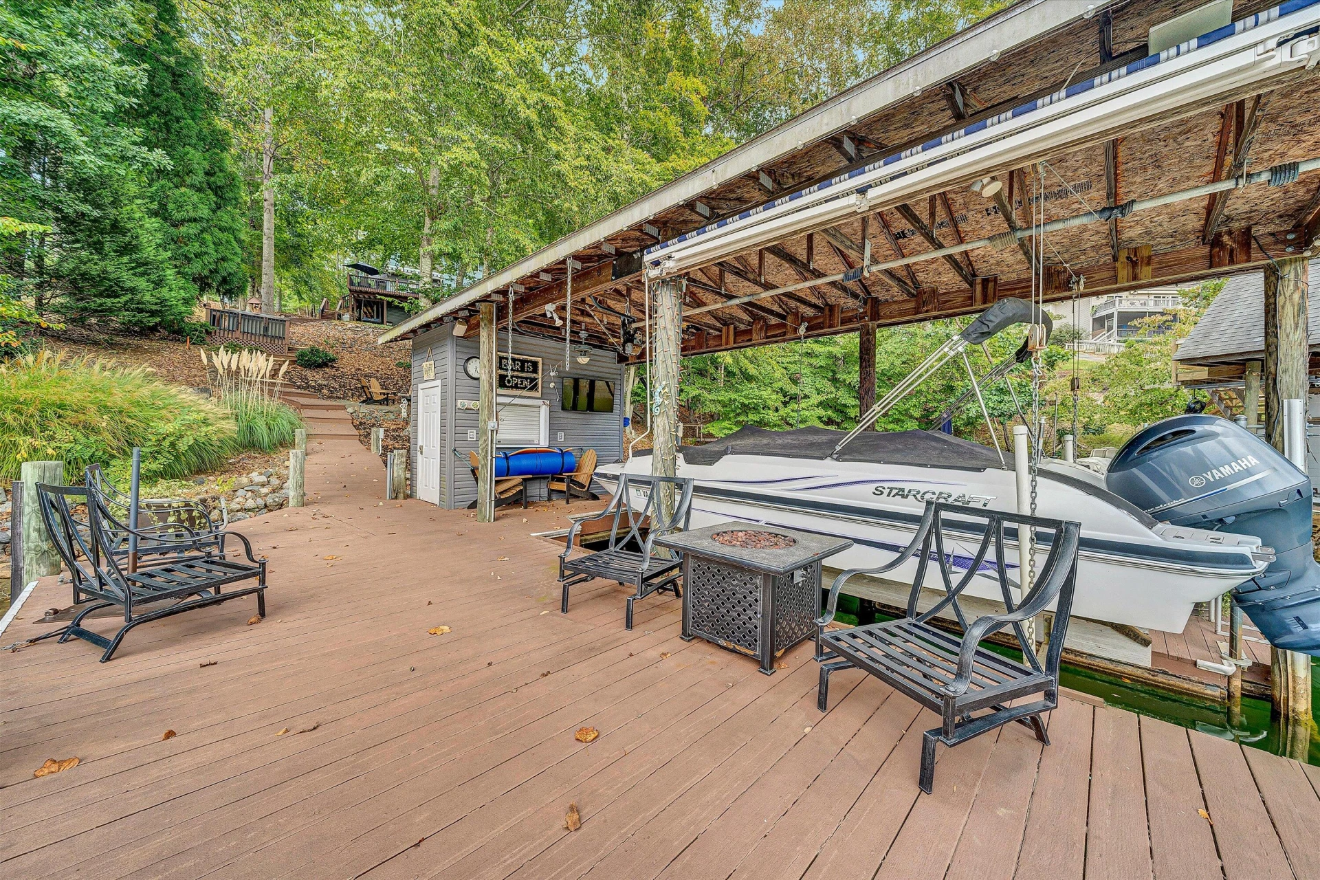 111 Woodlake DR - Photo 49
