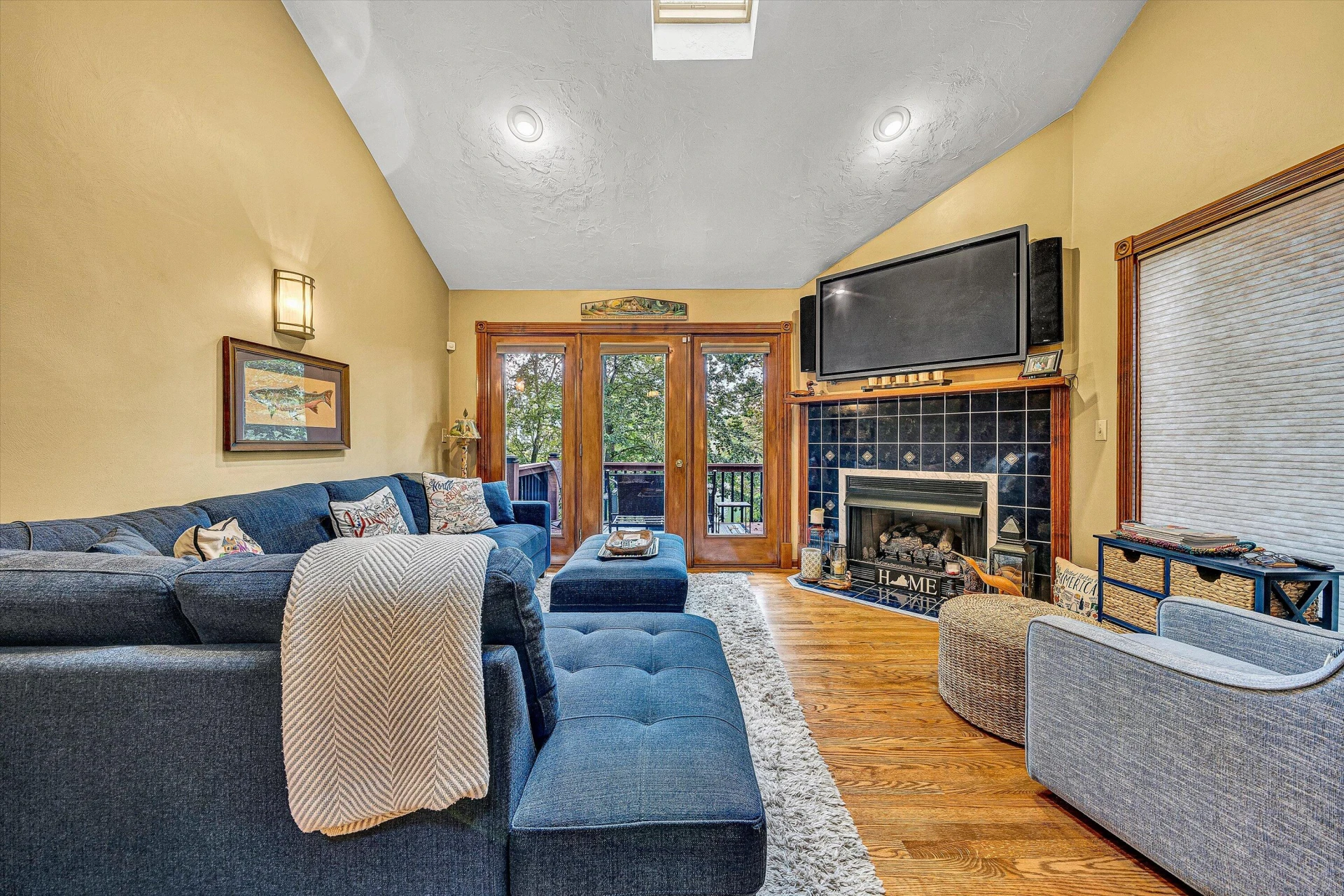 111 Woodlake DR - Photo 8
