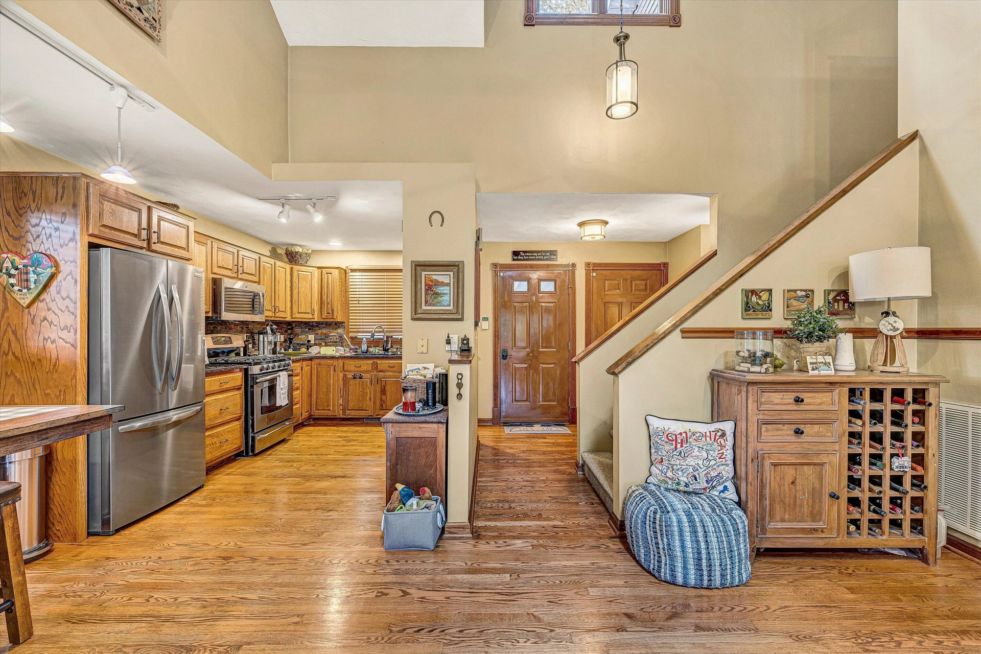 111 Woodlake DR - Photo 9
